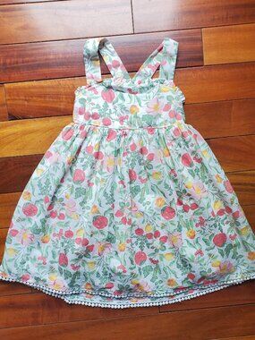 Girl's summer dress size 6